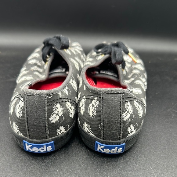 Black and White Keds Minnie Mouse Print Low Sneaker size 10 - Picture 3 of 6